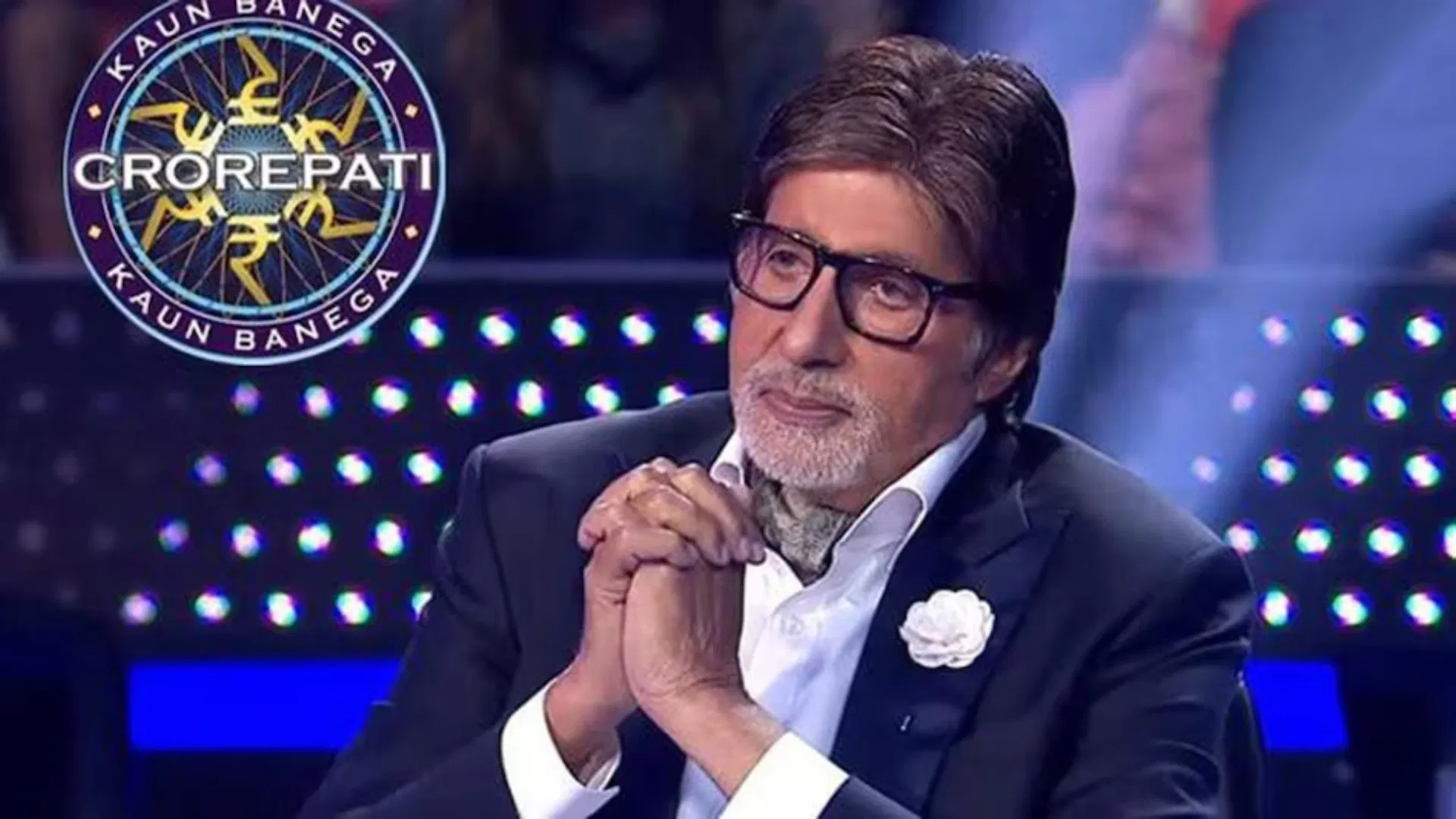 Amitabh Bachchan with the India Women's Cricket Team on Kaun Banega Crorepati