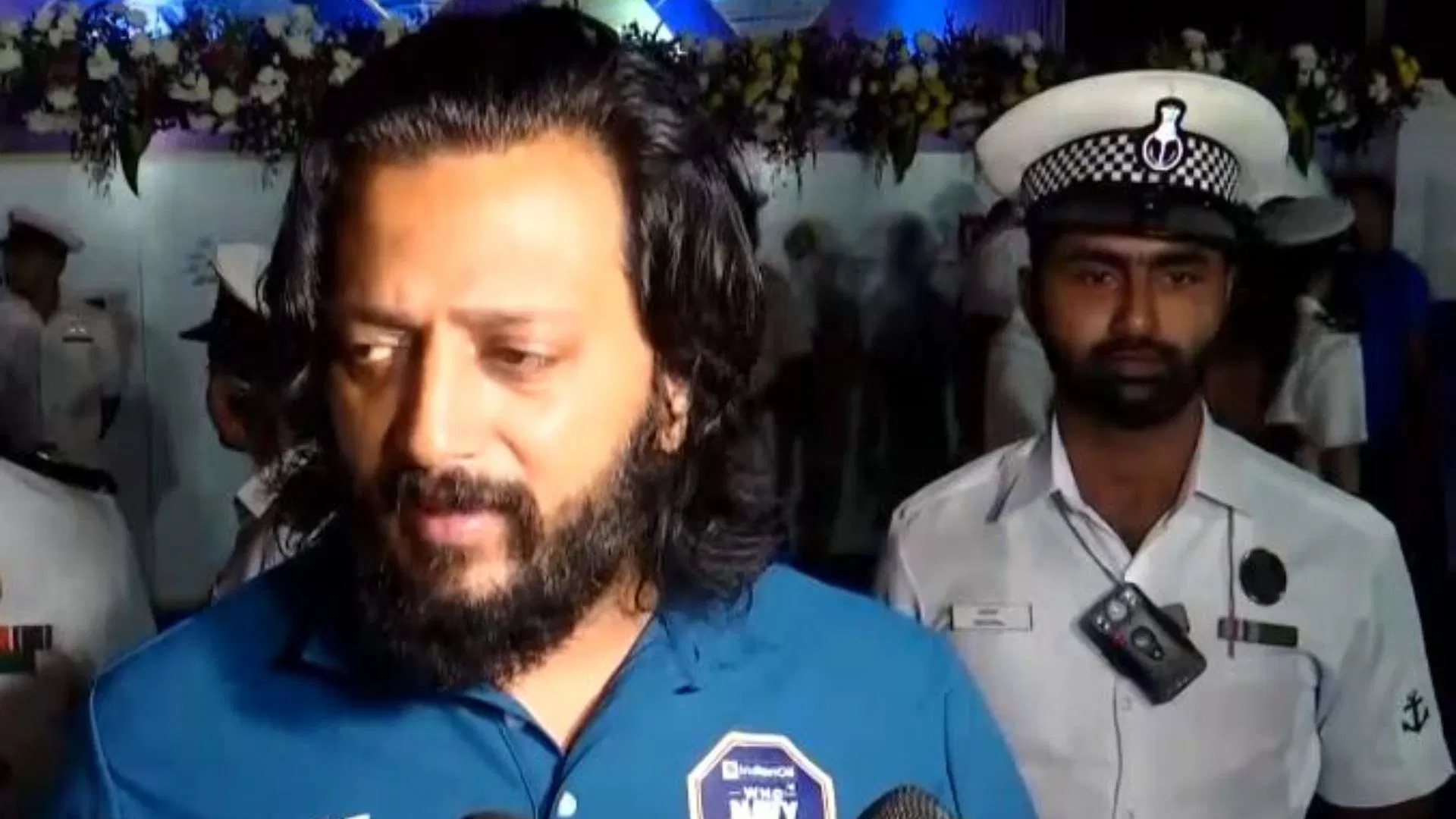 Riteish Deshmukh Suniel Shetty flag off Western Naval Commands Half Marathon 2025 in Mumbai