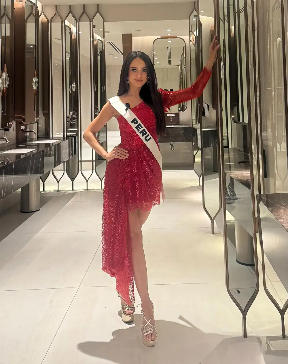 Married Miss Peru Frontrunner Karla Bacigalupo Credits Husband's Support Miss Universe Peru 006