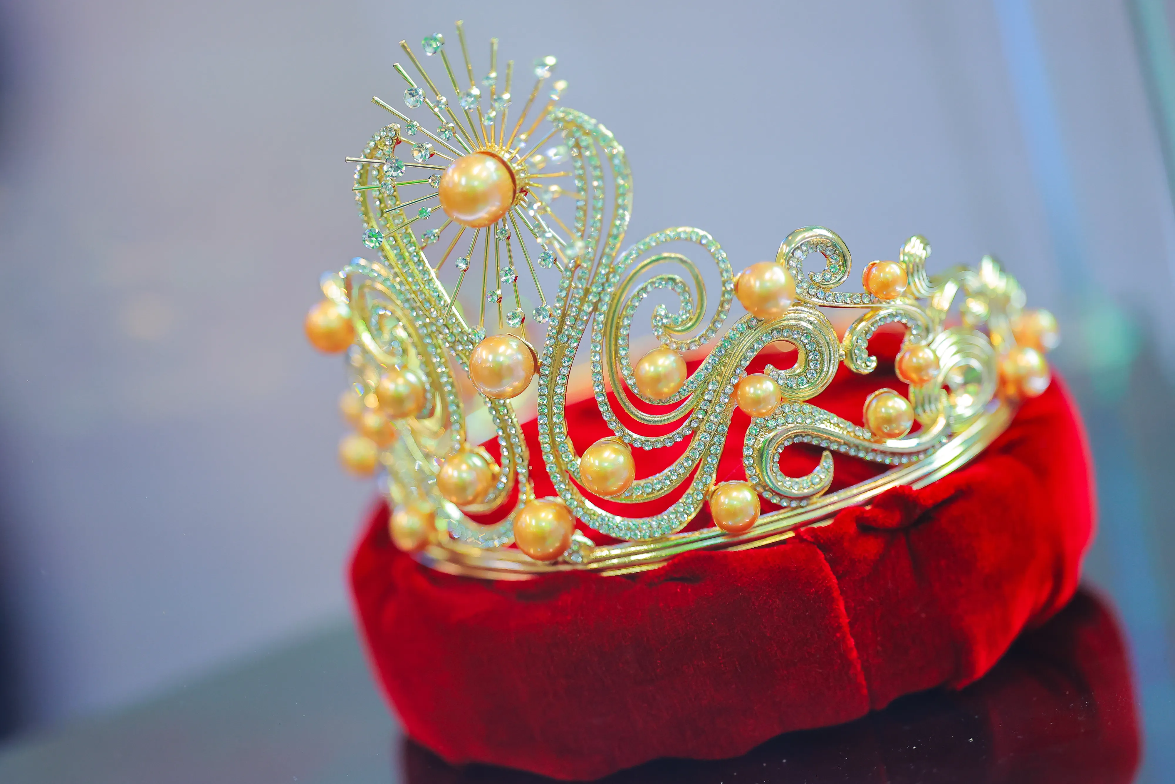 Miss Universe Contestants Report Food Poisoning in Thailand Miss Universe 2025 crown