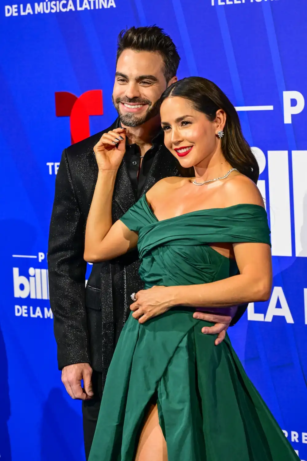 Exatlón Host Reveals Grueling Physical & Mental Toll Behind Peak Performance Frederik Oldenburg and Colombian actress Carmen Villalobos